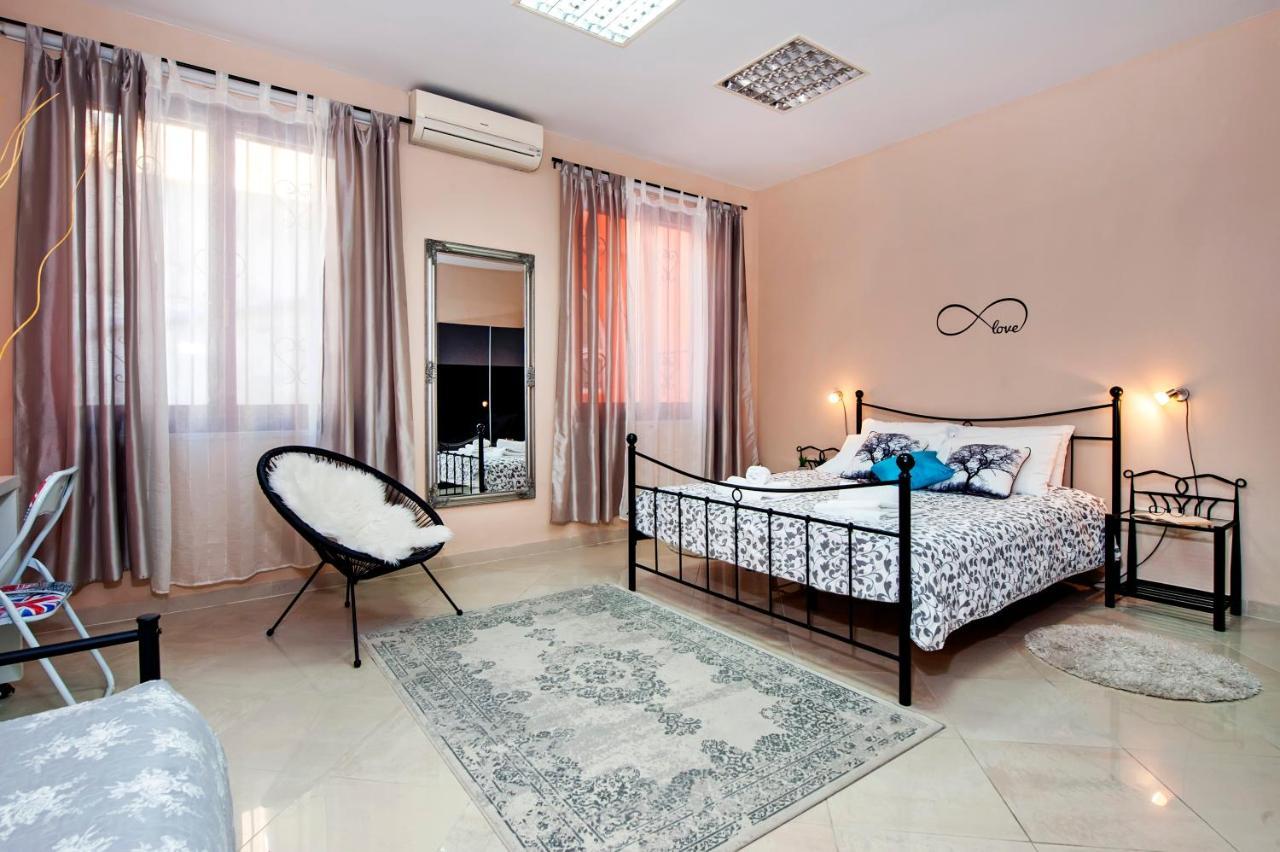 Rovinj City Apartment Esterno foto