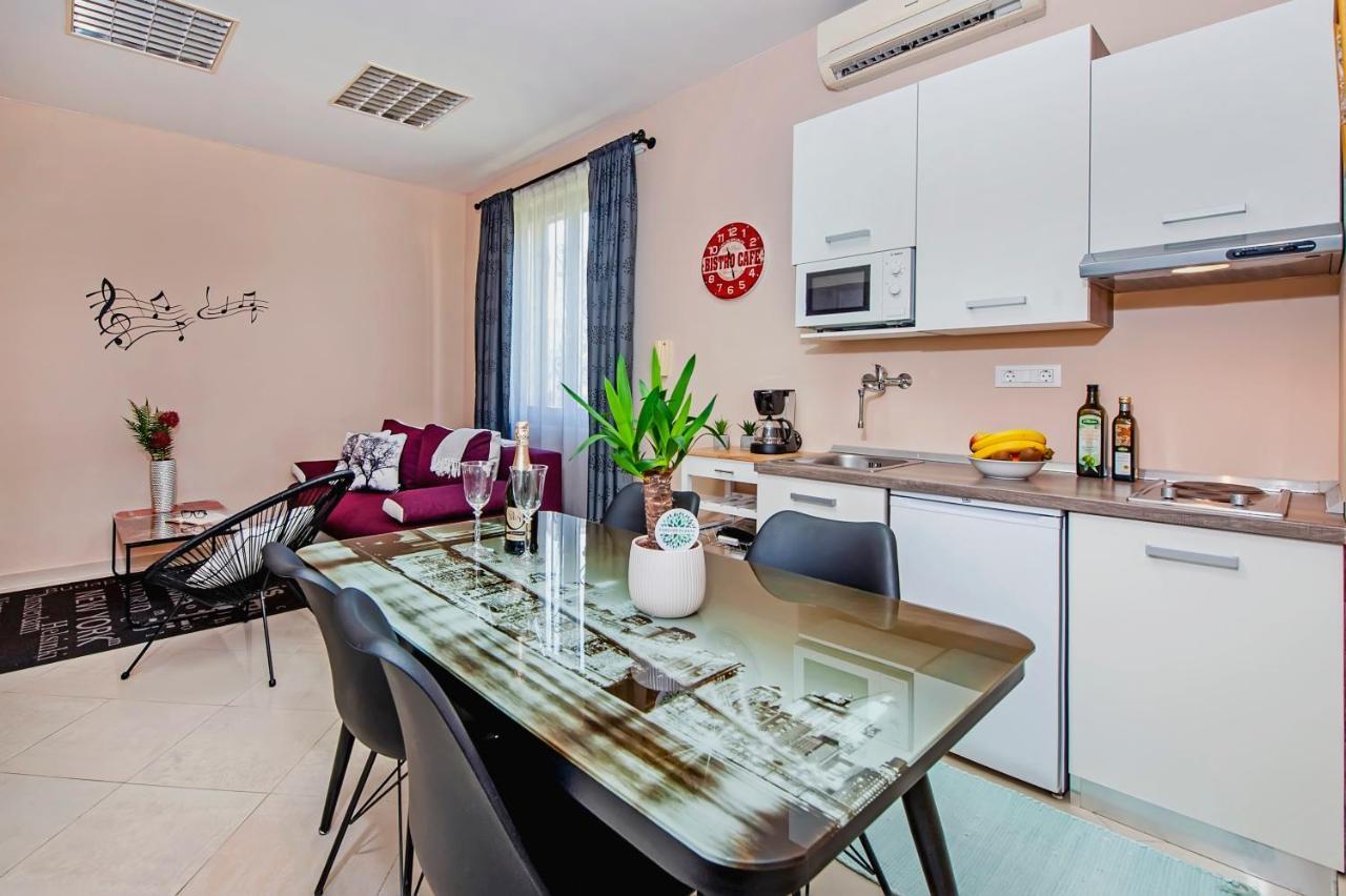 Rovinj City Apartment Esterno foto