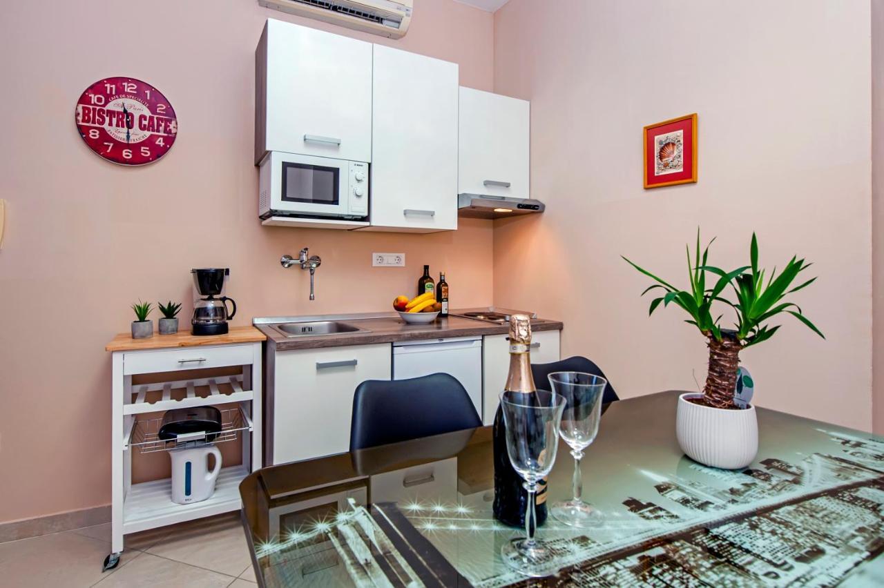 Rovinj City Apartment Esterno foto