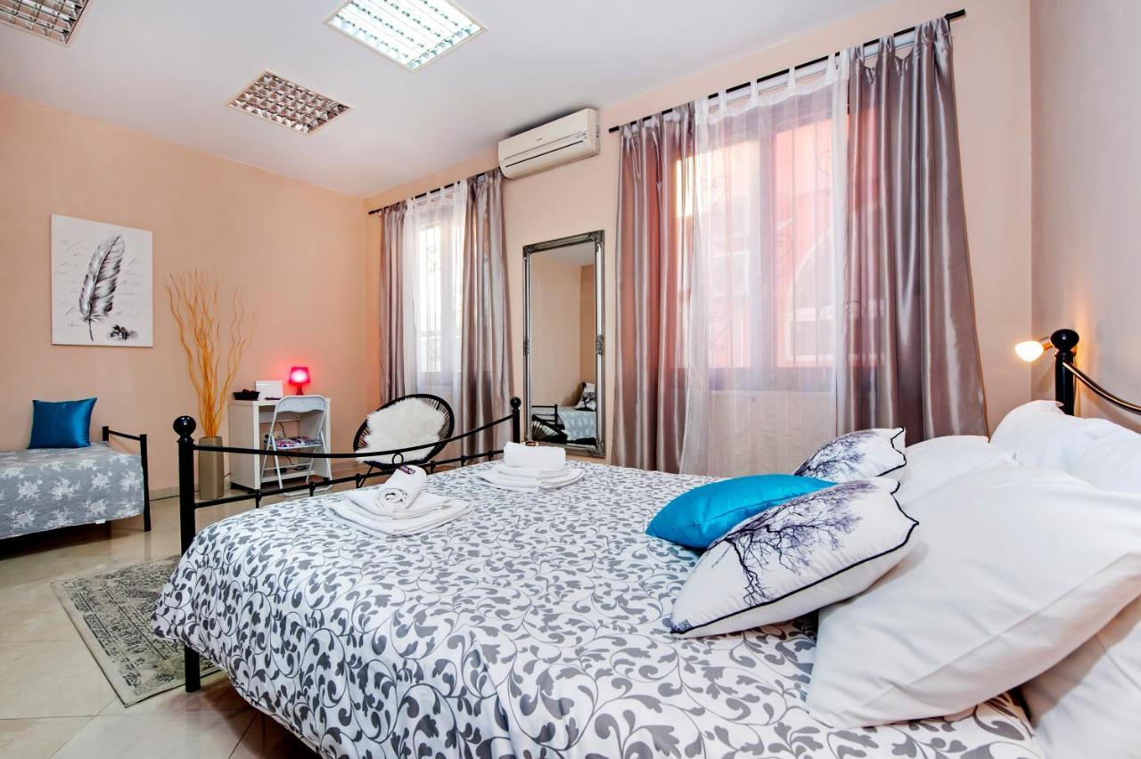Rovinj City Apartment Esterno foto